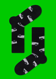 С транспортом JNRB: Носки Тесла